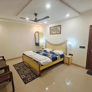 Tourist Hotel
